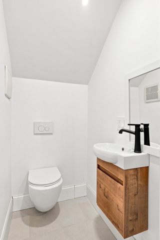 58 Granite Street 1, Gloucester, MA 01930