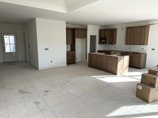 469 Limestone LANE, Slinger, WI 53086