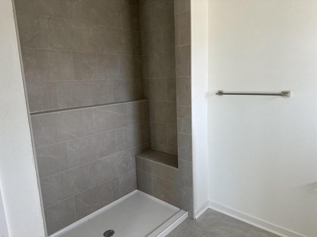 469 Limestone LANE, Slinger, WI 53086