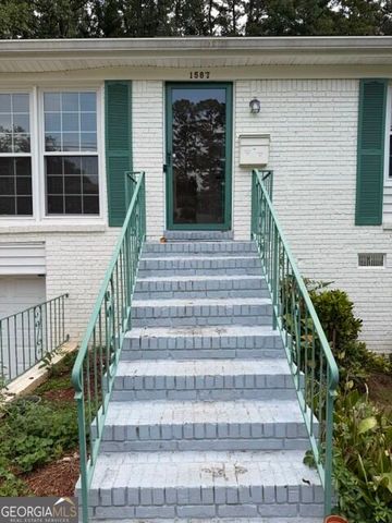 1587 Drayton Woods Drive, Tucker, GA 30084