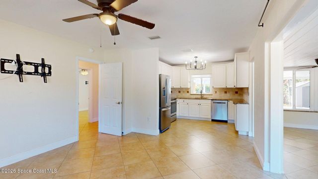 453 Bamboo Lane, Melbourne, FL 32935