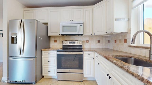 453 Bamboo Lane, Melbourne, FL 32935