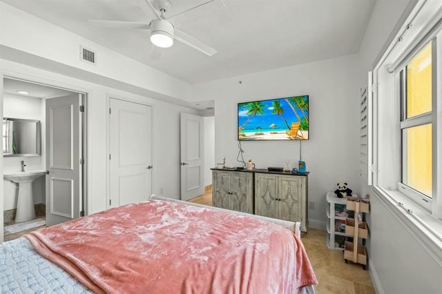 2640 Lake Shore Drive 1710, Riviera Beach, FL 33404