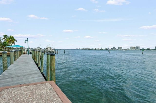 2640 Lake Shore Drive 1710, Riviera Beach, FL 33404