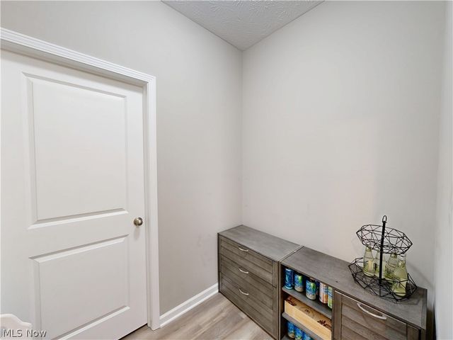 1223 Selena Grove, Green, OH 44685
