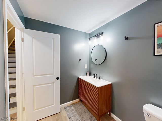 1223 Selena Grove, Green, OH 44685