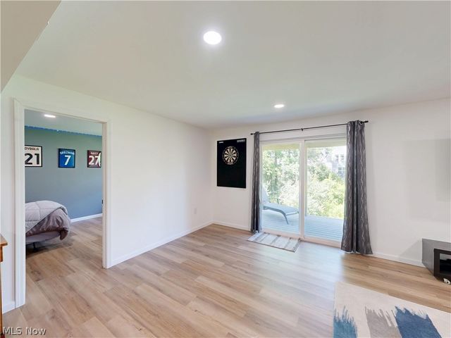 1223 Selena Grove, Green, OH 44685