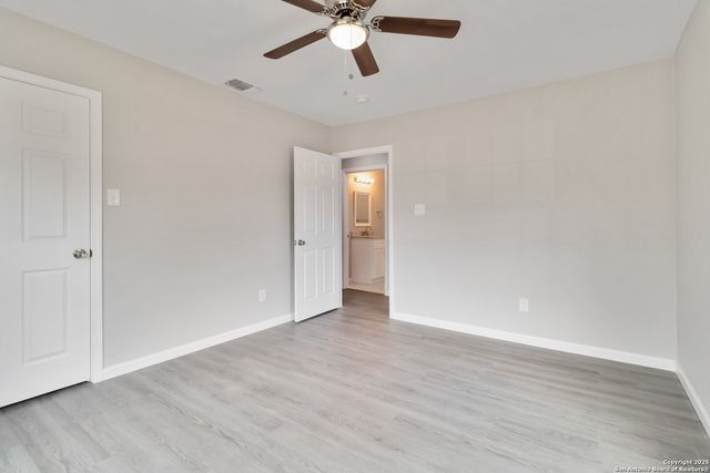 2738 Ravina St, San Antonio, TX 78222