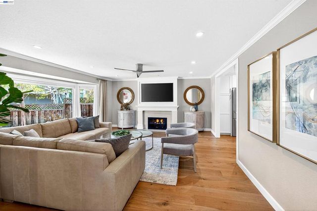 4849 Smith Gate Ct, Pleasanton, CA 94566