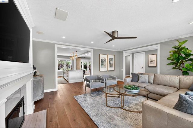 4849 Smith Gate Ct, Pleasanton, CA 94566