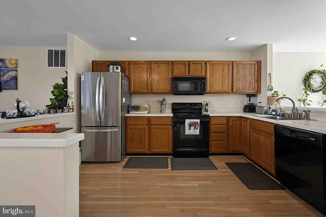 5668 GOSLING DR, Clifton, VA 20124