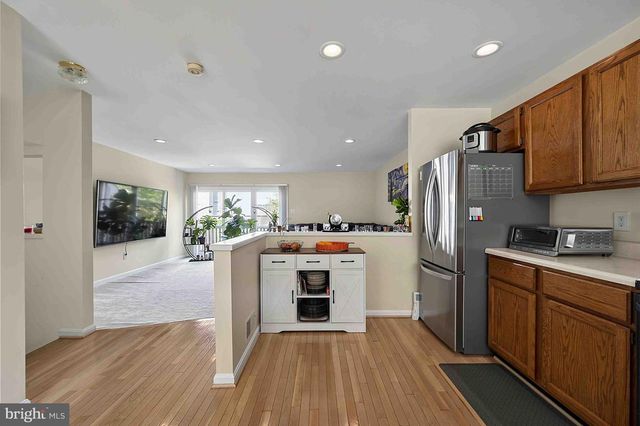 5668 GOSLING DR, Clifton, VA 20124