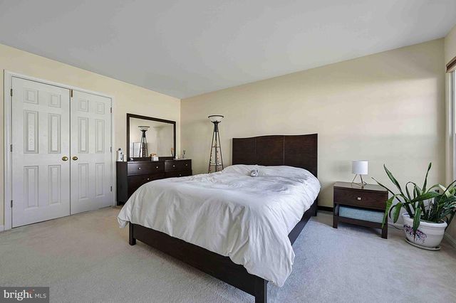 5668 GOSLING DR, Clifton, VA 20124