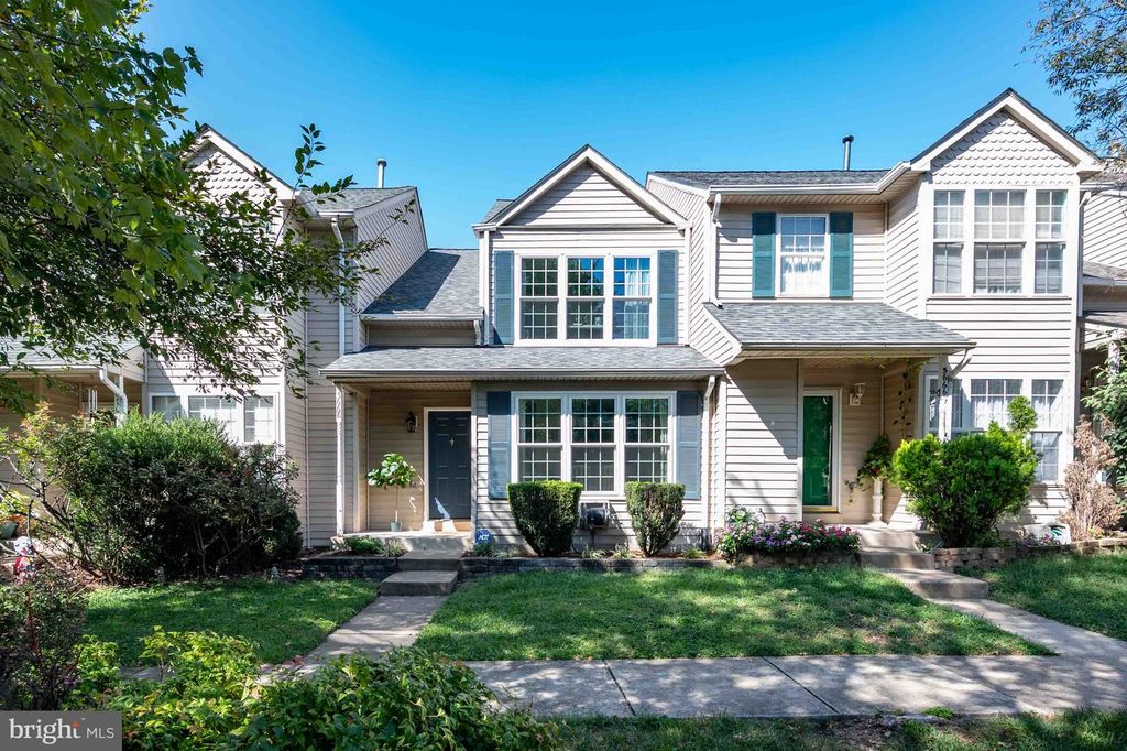 5668 GOSLING DR, Clifton, VA 20124