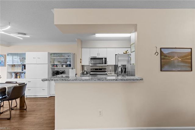 3848 Lasalle Dr Apt 101, Virginia Beach, VA 23453