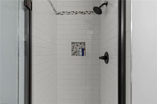 3848 Lasalle Dr Apt 101, Virginia Beach, VA 23453