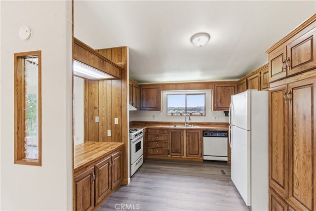 10580 Thompson, Valley Springs, CA 95252