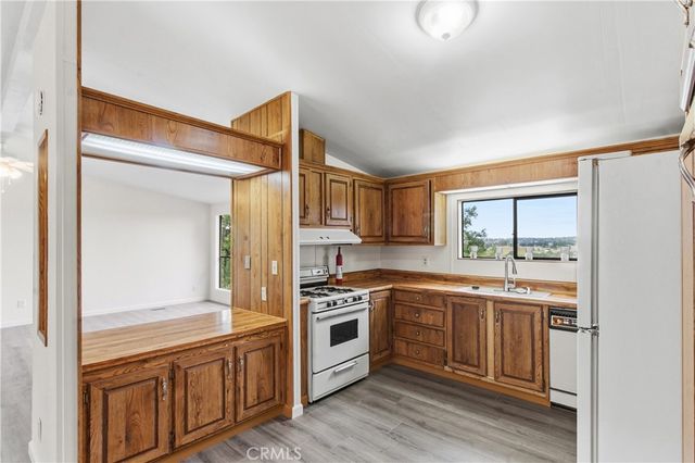 10580 Thompson, Valley Springs, CA 95252