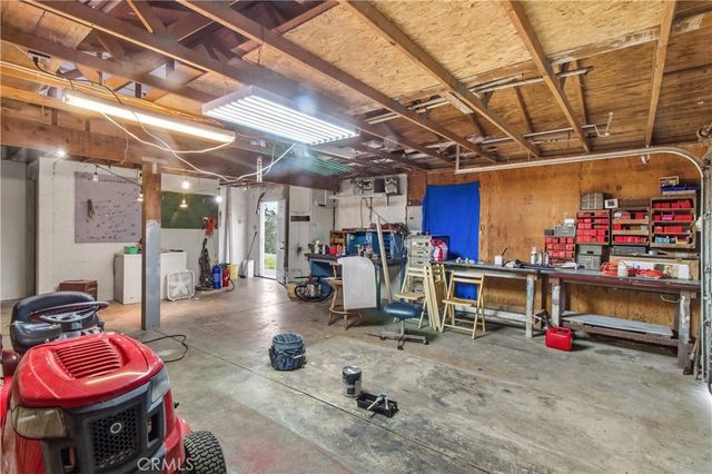 10580 Thompson, Valley Springs, CA 95252