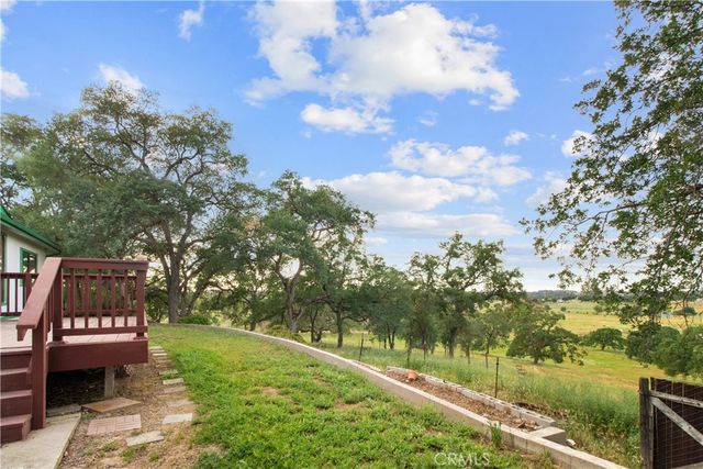10580 Thompson, Valley Springs, CA 95252