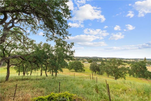 10580 Thompson, Valley Springs, CA 95252