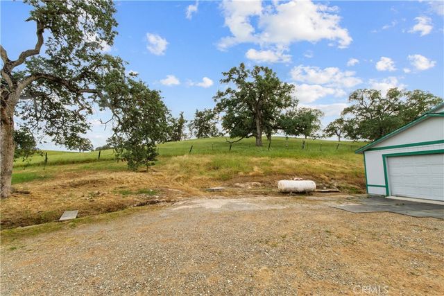 10580 Thompson, Valley Springs, CA 95252