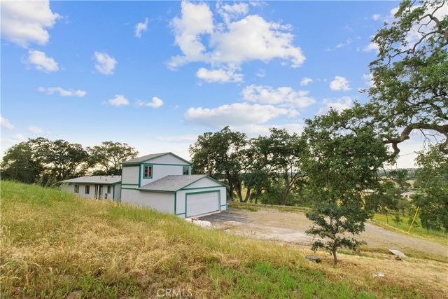 10580 Thompson, Valley Springs, CA 95252