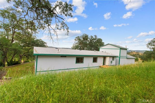 10580 Thompson, Valley Springs, CA 95252