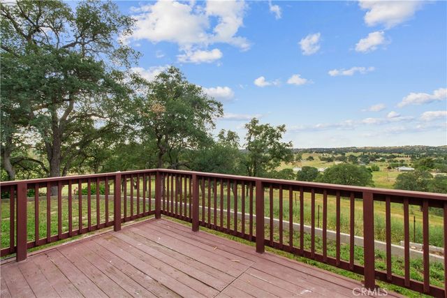 10580 Thompson, Valley Springs, CA 95252