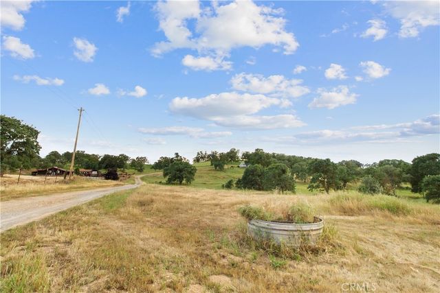 10580 Thompson, Valley Springs, CA 95252