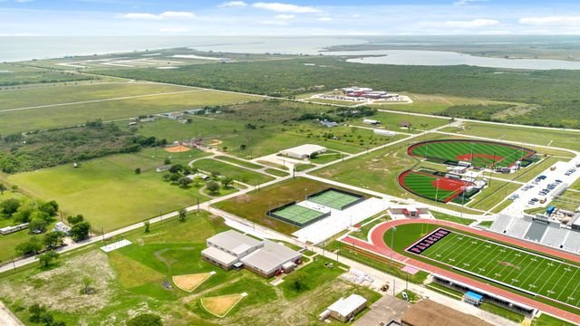 2303 Perryman Avenue, Palacios, TX 77465