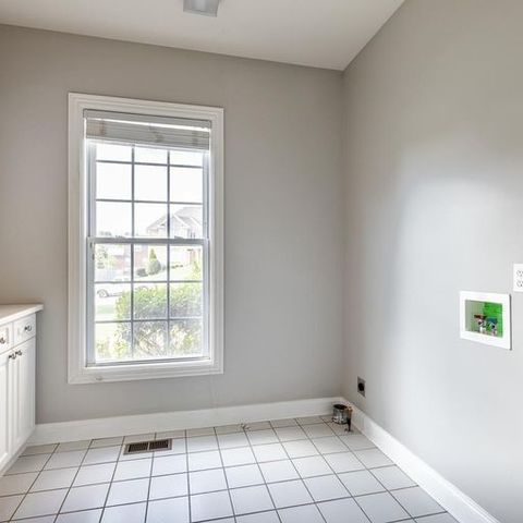 2006 Lincoln Rd, Spring Hill, TN 37174