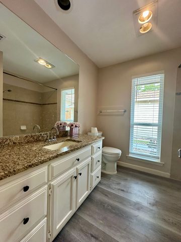 3043 Allister Street, Dallas, TX 75229