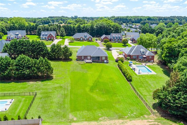 123 McPhail Farm Circle, Anderson, SC 29621