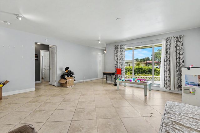 3201 Liberty Street, Hollywood, FL 33021
