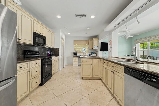3201 Liberty Street, Hollywood, FL 33021
