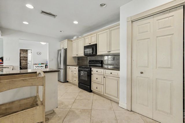 3201 Liberty Street, Hollywood, FL 33021