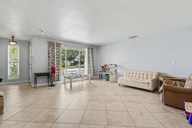 3201 Liberty Street, Hollywood, FL 33021