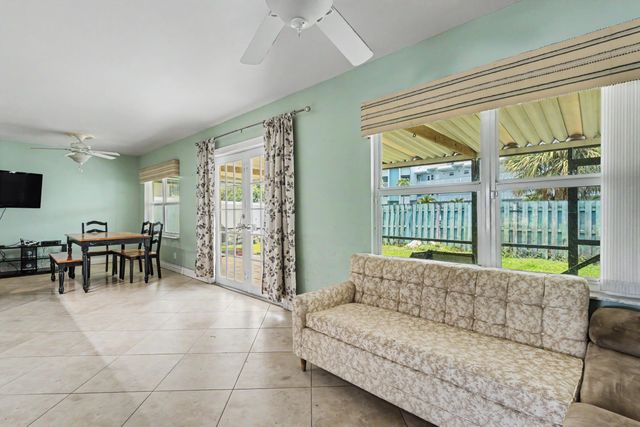 3201 Liberty Street, Hollywood, FL 33021