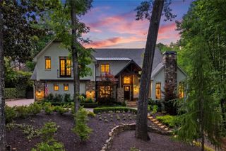 625 W Northway Lane, Atlanta, GA 30342