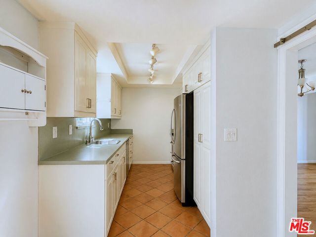 3668 Hughes Avenue 1, Los Angeles, CA 90034