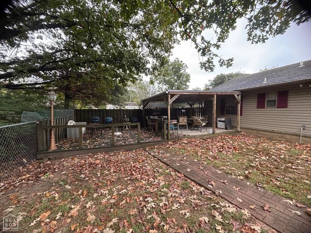 109 N Lakeside Lane, Newport, AR 72112