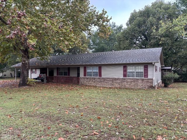 109 N Lakeside Lane, Newport, AR 72112