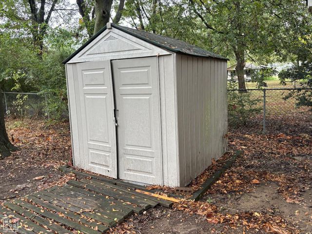 109 N Lakeside Lane, Newport, AR 72112