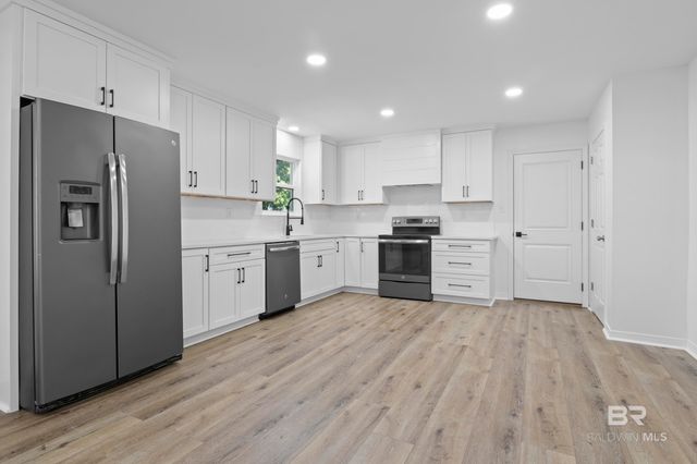 5443 Bay la Launch Avenue, Orange Beach, AL 36561