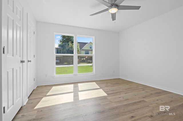 5443 Bay la Launch Avenue, Orange Beach, AL 36561