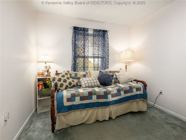 118 Deer Valley Drive, Hurricane, WV 25526