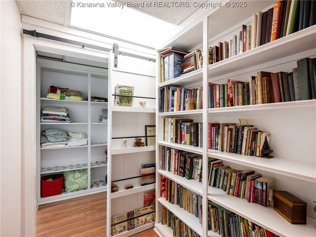 118 Deer Valley Drive, Hurricane, WV 25526