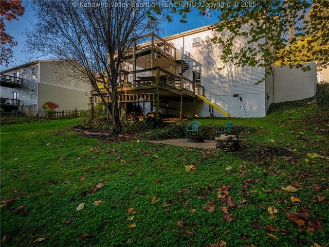 118 Deer Valley Drive, Hurricane, WV 25526