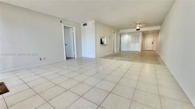 330 SE 20th Ave 303, Deerfield Beach, FL 33441